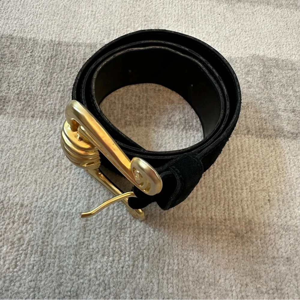 AVIGNON Made in Spain Genuine Leather Belt Black Statement Buckle Gold